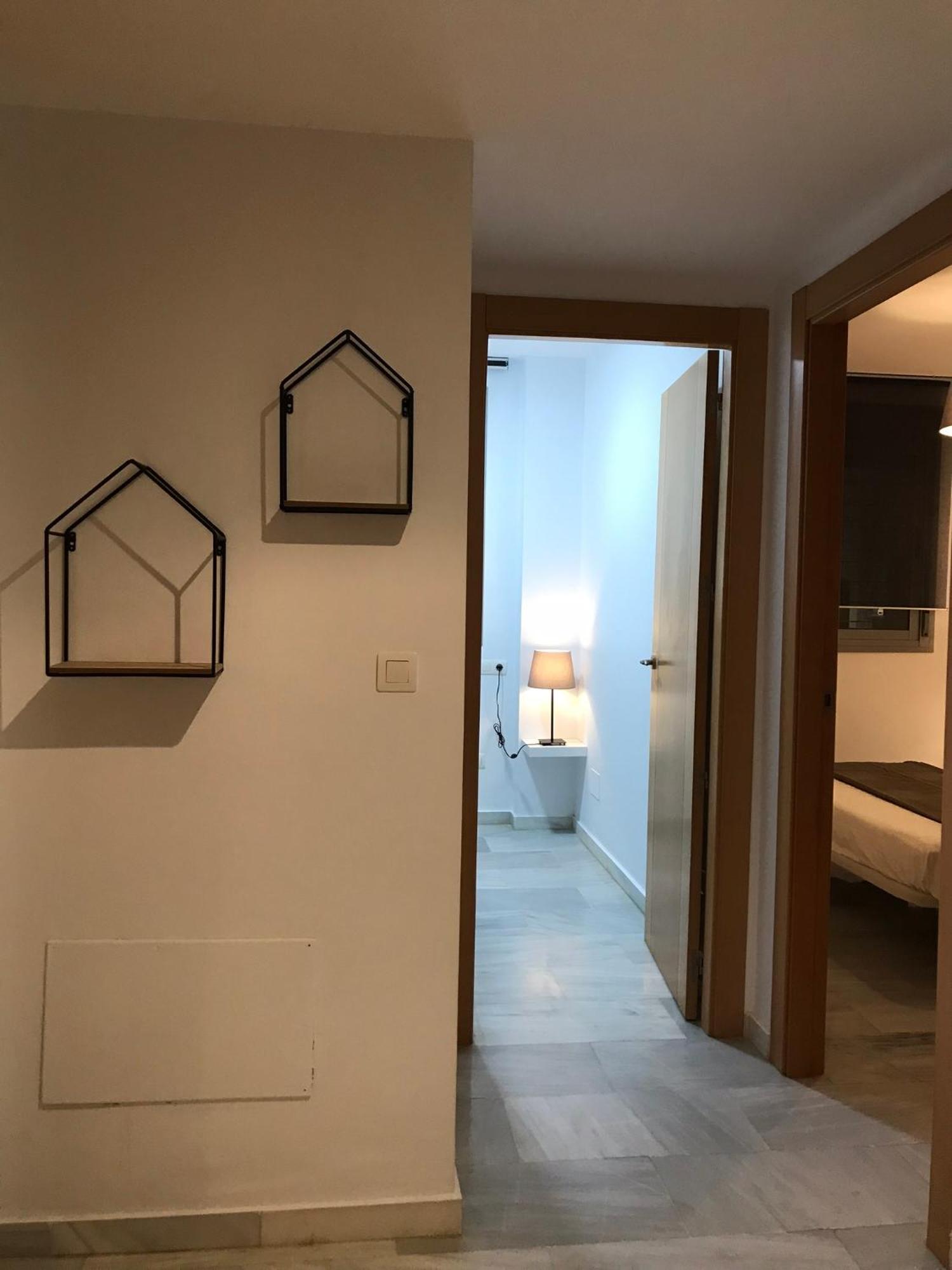 Malaga Boutique Stay - Carlos Haya Area With Parking Extérieur photo